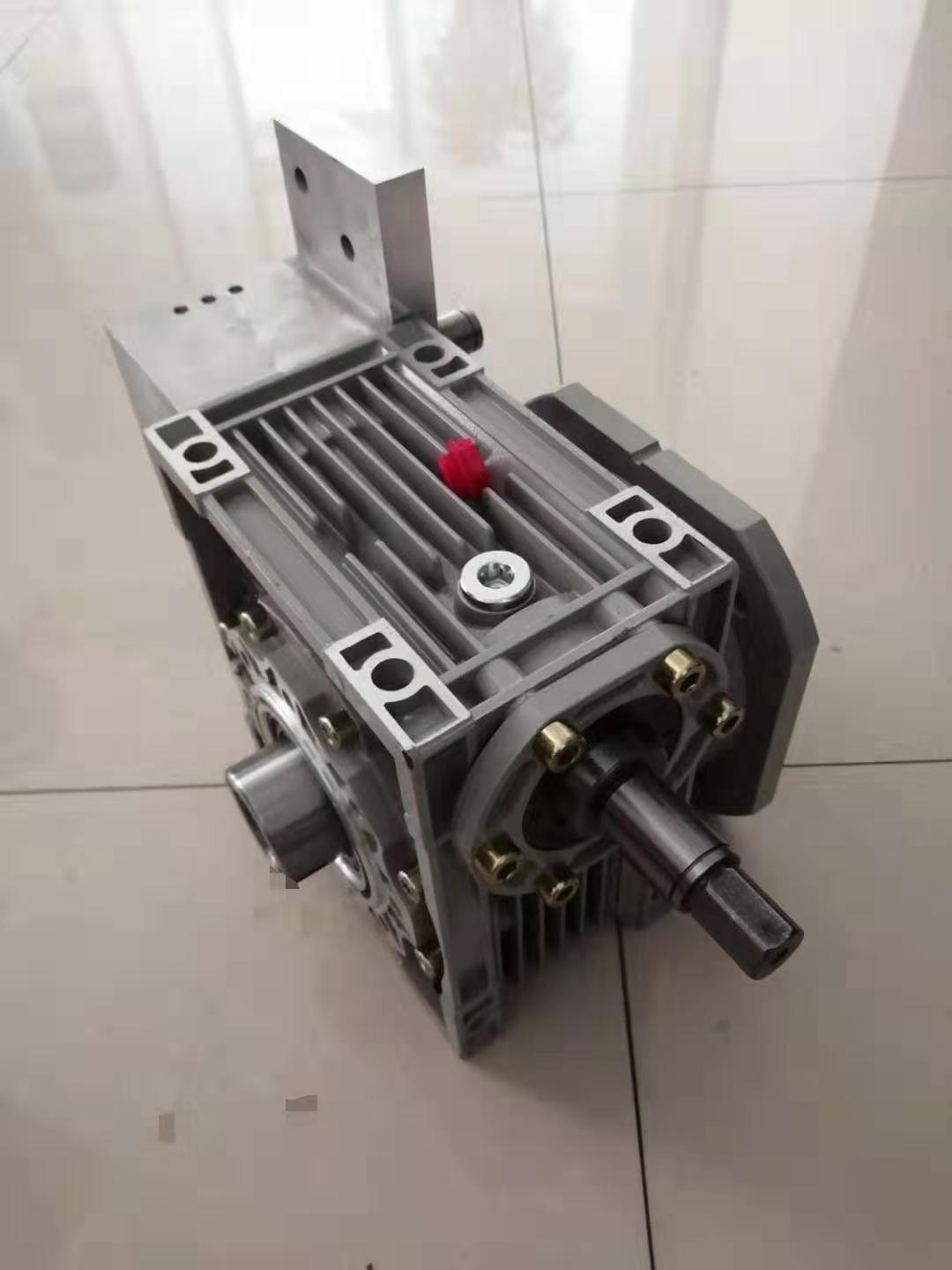 紡機專用的蝸輪減速機